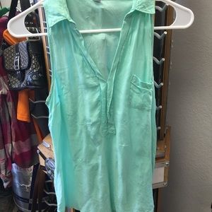 Old navy tank top & t shirt lot